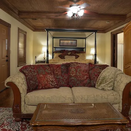 Bed And Breakfast On White Rock Creek Waco Exterior photo