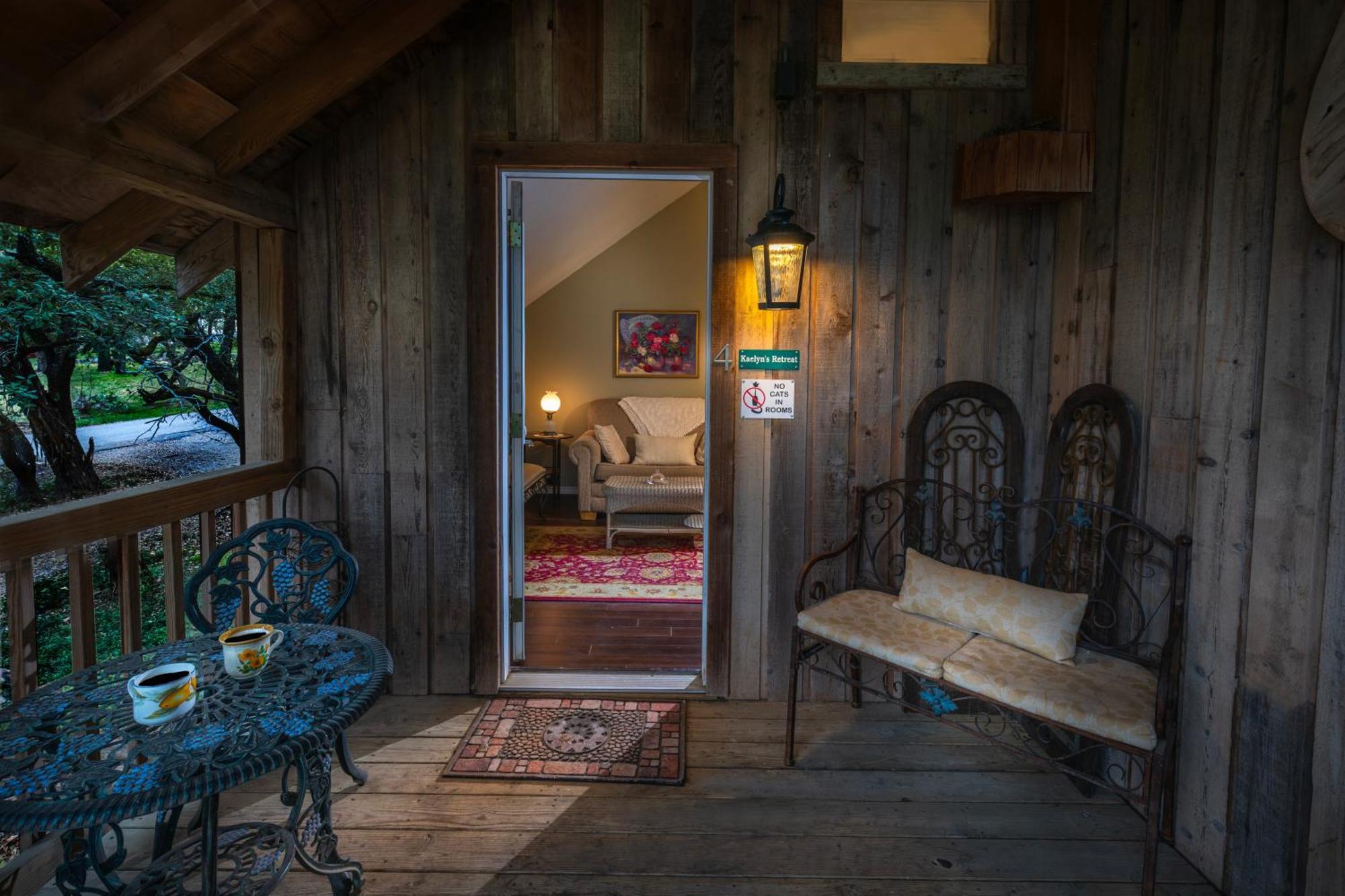 Bed & Breakfast On White Rock Creek *