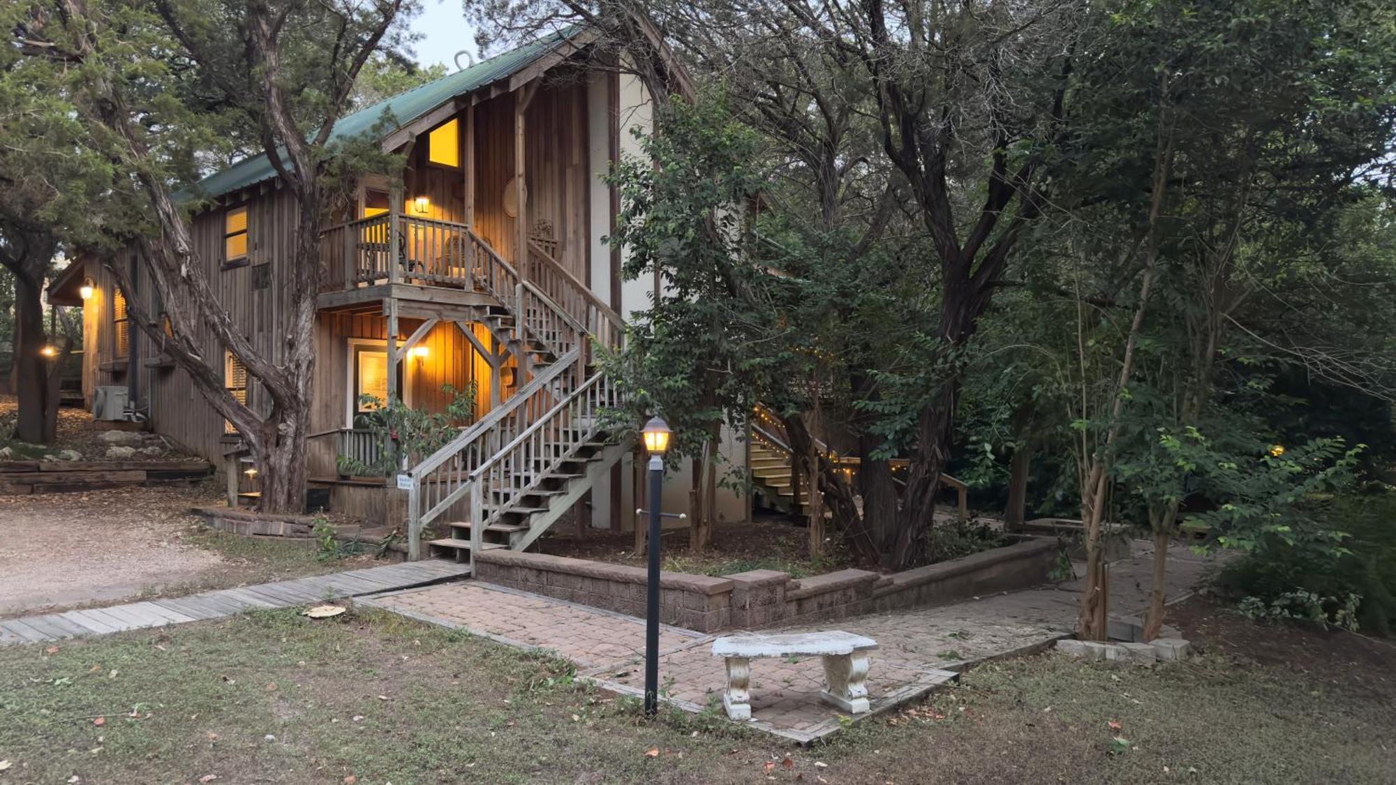 On White Rock Creek Bed and breakfast